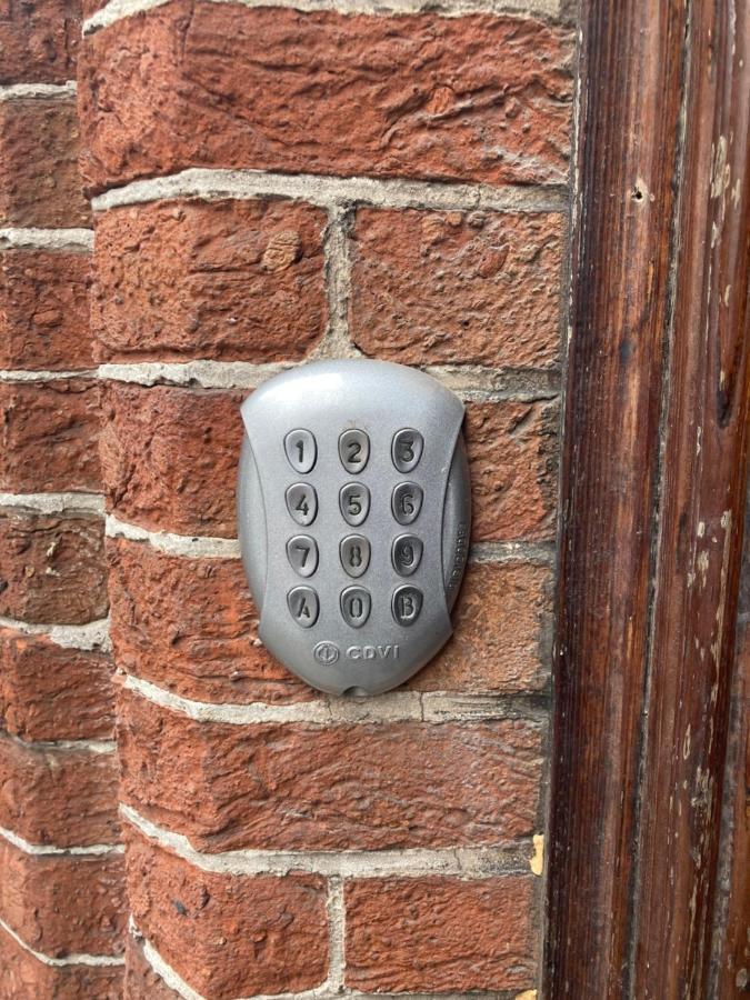 D 28 Bruges